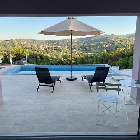 One Bedrooom With Heated Pool شقة كورتْشولا